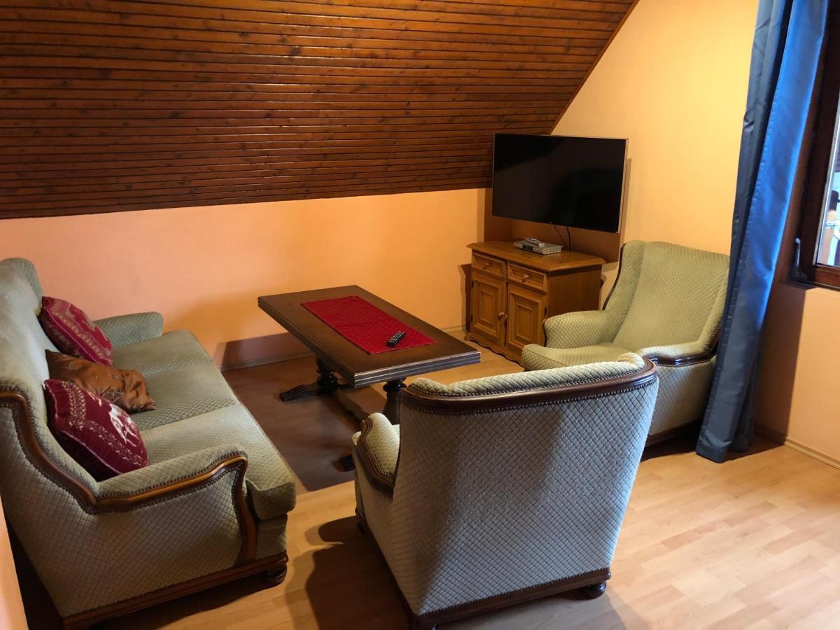 Valentin Vendeghaz Hotel Balatonlelle Ngoại thất bức ảnh