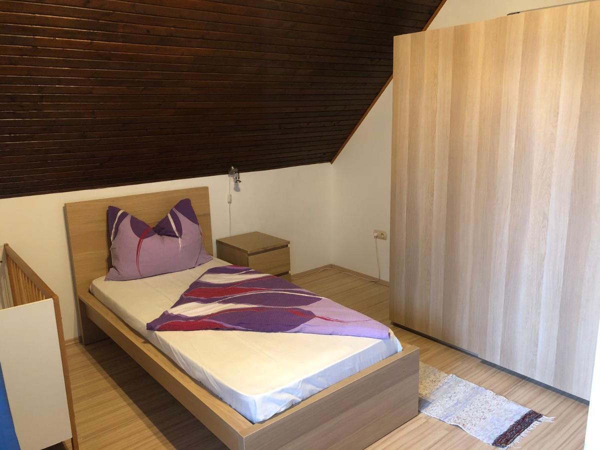 Valentin Vendeghaz Hotel Balatonlelle Ngoại thất bức ảnh