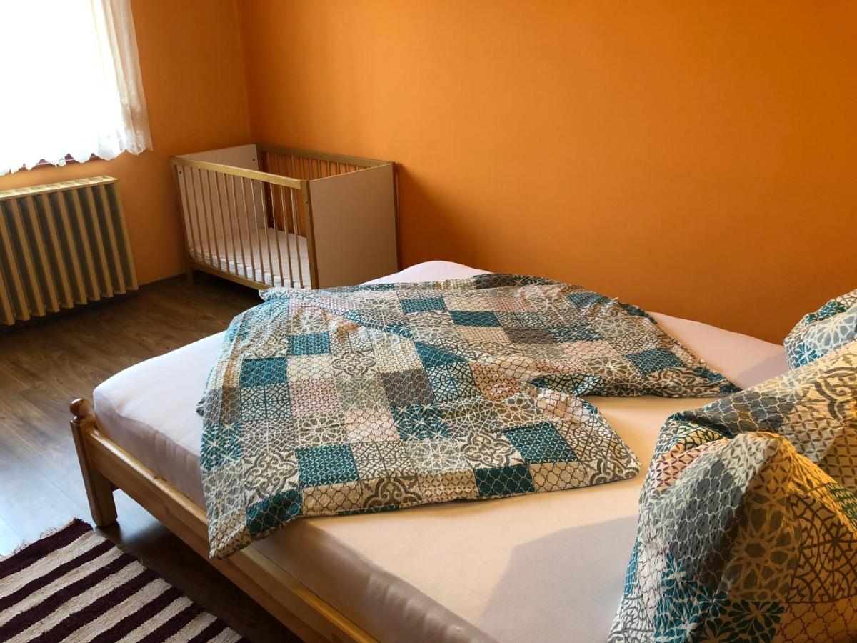 Valentin Vendeghaz Hotel Balatonlelle Ngoại thất bức ảnh