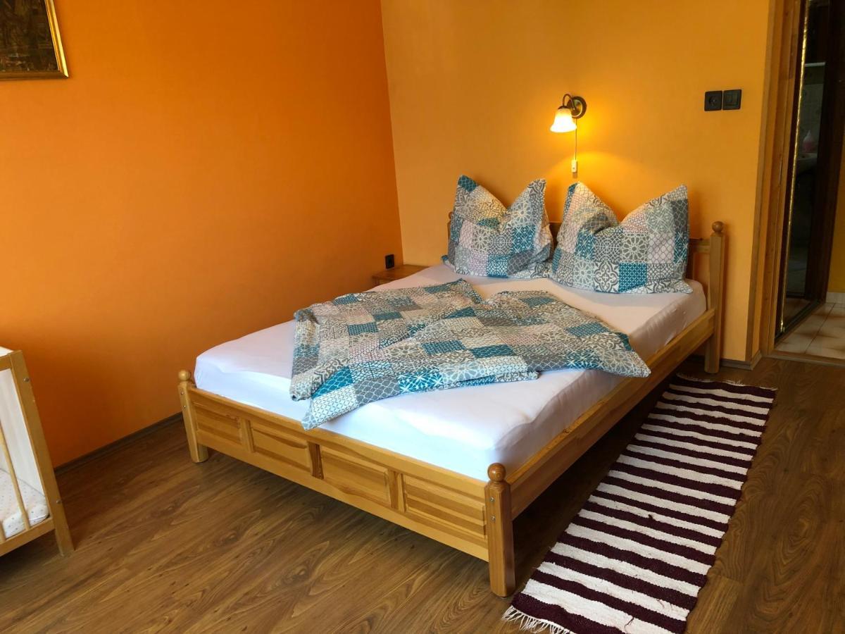 Valentin Vendeghaz Hotel Balatonlelle Ngoại thất bức ảnh
