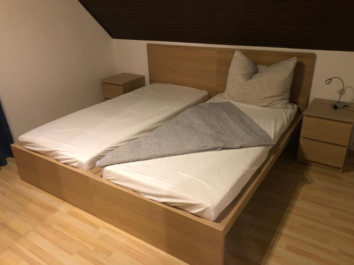 Valentin Vendeghaz Hotel Balatonlelle Ngoại thất bức ảnh