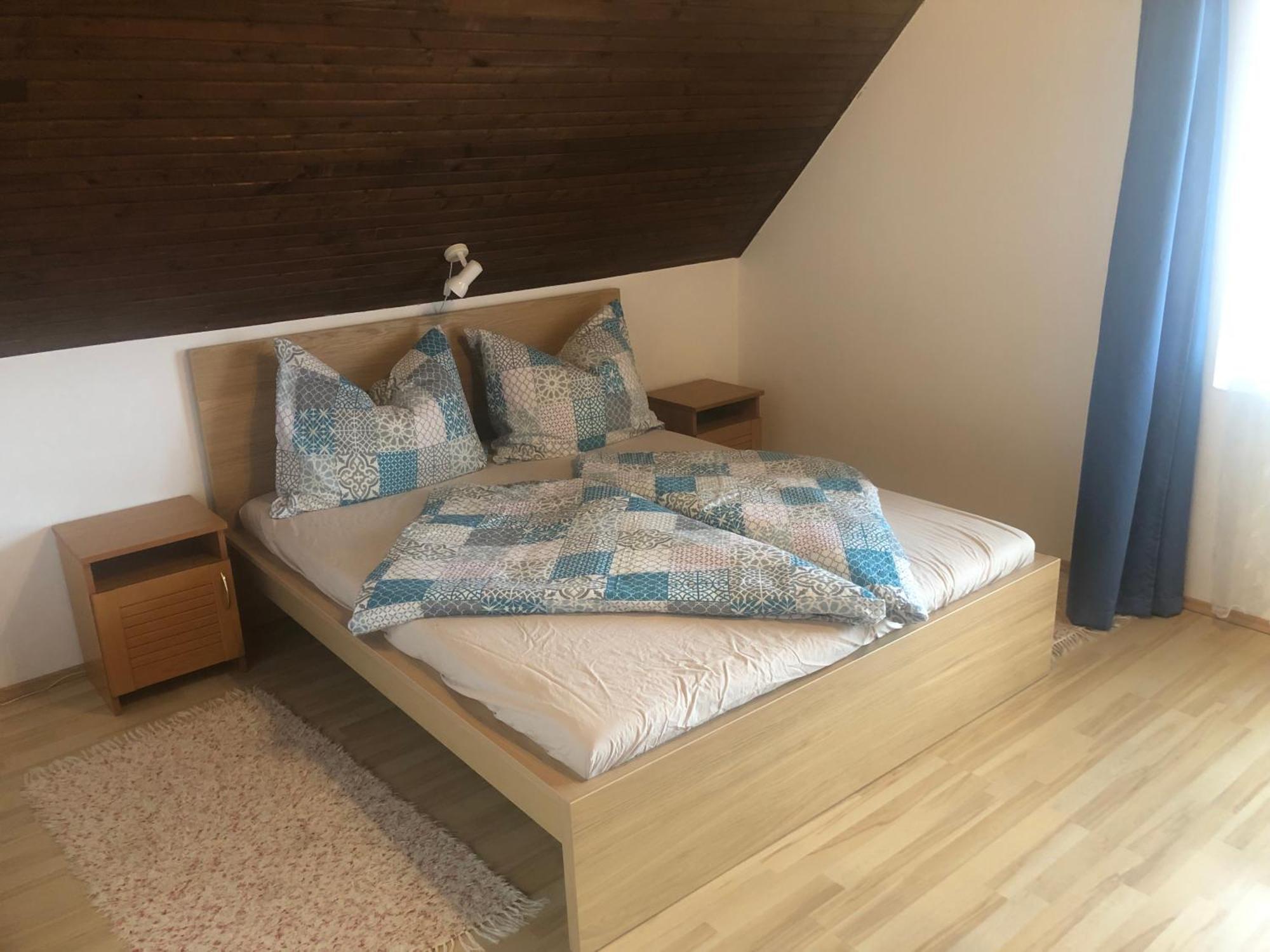 Valentin Vendeghaz Hotel Balatonlelle Ngoại thất bức ảnh